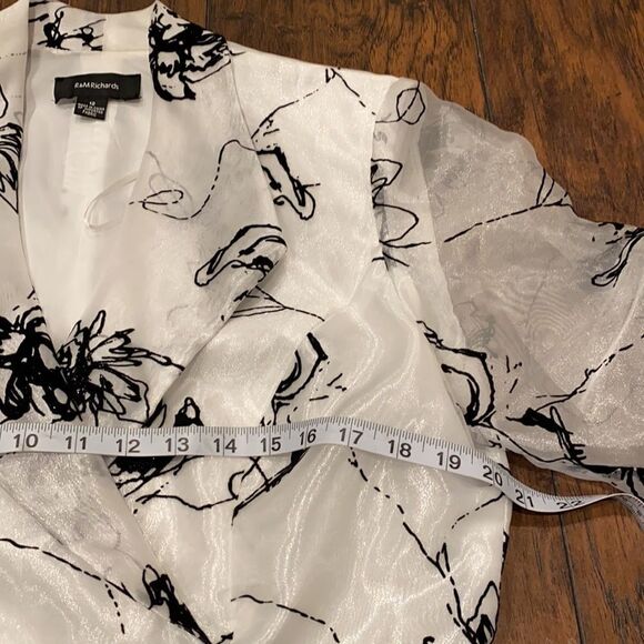 R&M Richards floating flowers size 12 blazer 3/4 see through sleeves silky feel - Picture 14 of 16